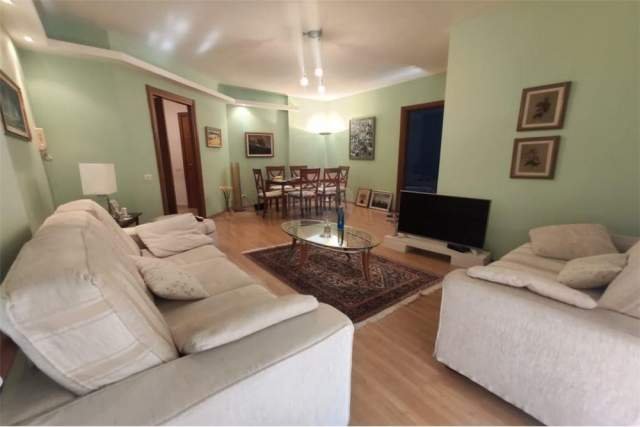 Tirane, shes apartament 2+1+A+BLK Kati 3, 102 m² 161.000 Euro (Rruga e Bogdaneve)
