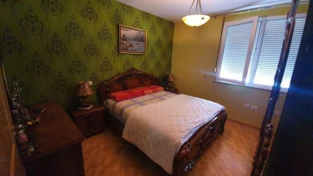 Tirane, jap me qera apartament 2+1