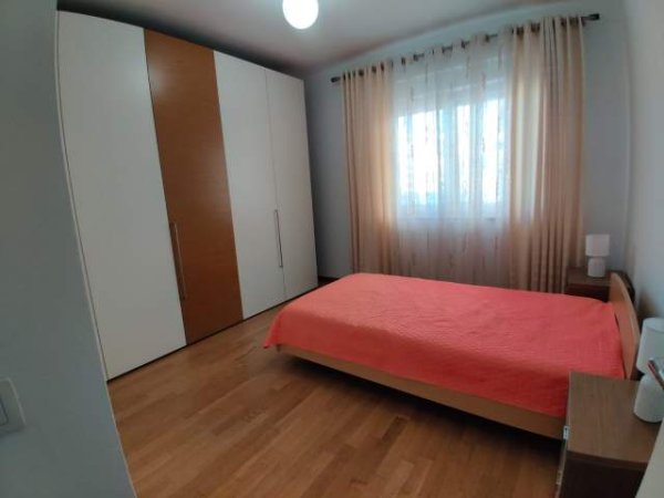 Tirane, jap me qera apartament 3+1+BLK Kati 1, 184 m² 1.600 Euro (Touch Of The Sun)