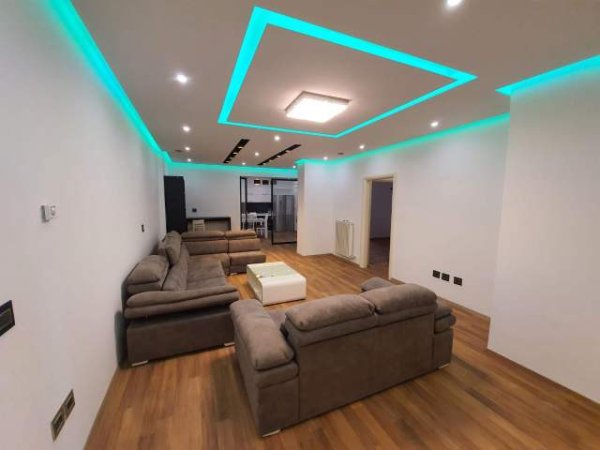 OKAZION Durres, shes APARTAMENT  3+1+BLK Kati 3, 155.000 Euro (DURRES PRANE PORTIT)