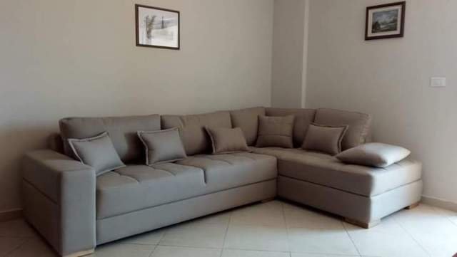 Tirane, jap me qera apartament 1+1 400 Euro