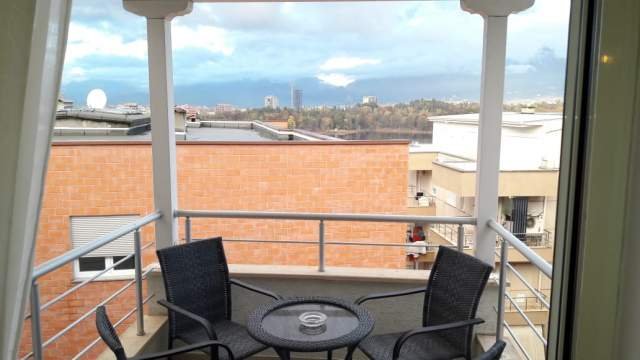 Tirane, jepet me qera apartament 2+1+BLK Kati 5, 105 m² 600 Euro (rruga Peti)