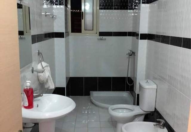 Vlore, shitet apartament 89 m² 55.000 Euro