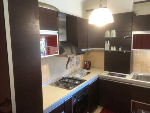 Tirane, jap me qera apartament 2+1+BLK Kati 9, 100 m² 950 Euro (Bllok)