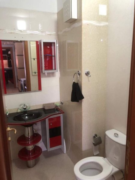 Tirane, jap me qera apartament 2+1+BLK Kati 9, 100 m² 950 Euro (Bllok)