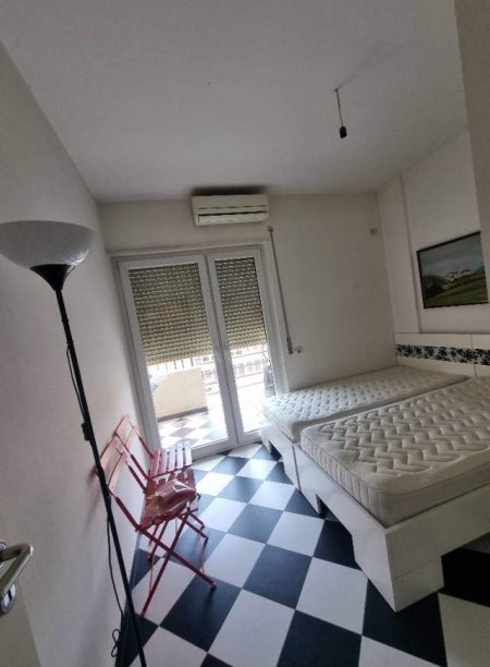 Tirane, jepet me qera apartament 1+1+BLK Kati 4, 60 m² 350 Euro (Zogu i Zi)