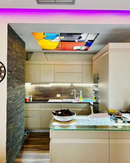 Tirane, jap me qera apartament 2+1 Kati 8, 106 m² 700  (Rruga E Elbasanit)