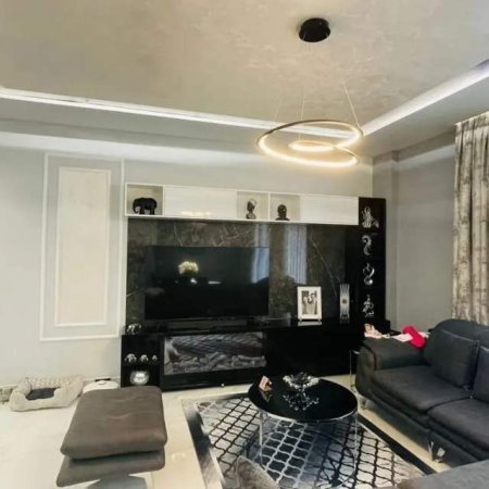 Tirane, shitet apartament 2+1 Kati 4, 122 m² 230.000 Euro (Rruga e Kavajes)