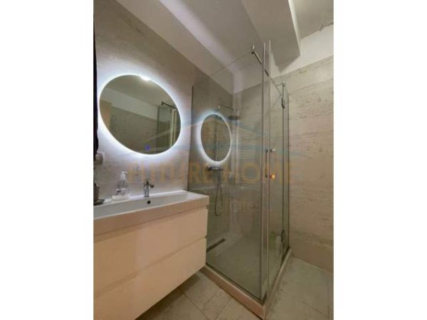 Tirane, jepet me qera apartament duplex 2+1+BLK Kati 0, 210 m² 1.400 Euro (Liqeni i Thate)