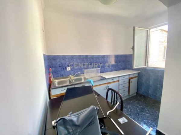 Tirane, shitet apartament 1+1+BLK Kati 5, 52 m² 56.000 Euro