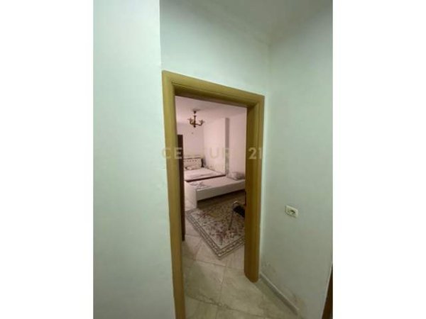 Tirane, jepet me qera apartament 1+1 Kati 3, 42 m² 350 Euro (Rruga Siri Kodra)