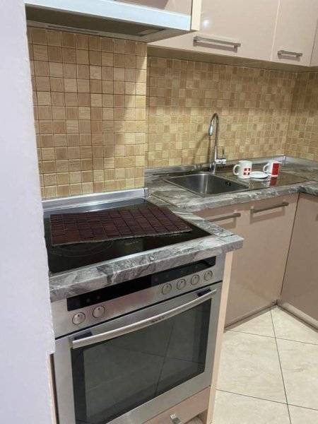Tirane, jepet me qera apartament 1+1+BLK Kati 3, 73 m² 350 Euro (Rr.Dritan Hoxha, pallati Procredit Banke)