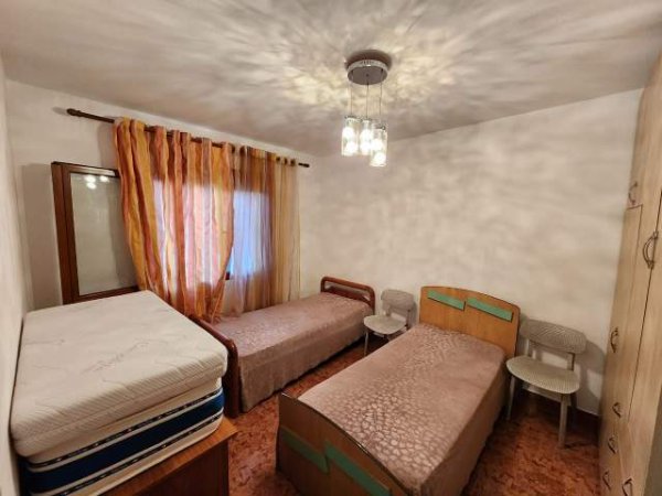 Tirane, jepet me qera apartament 1+1+BLK Kati 1, 70 m² 32.000 Leke (Misto Mame)