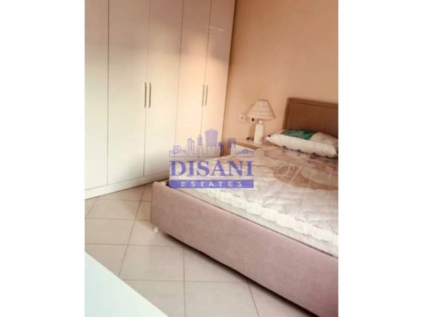 Tirane, jepet me qera apartament 2+1 Kati 6, 93 m² 500 Euro (Rruga 5 maj)
