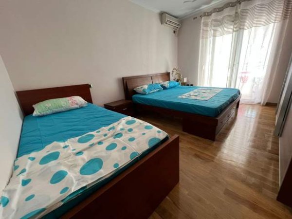 Tirane, jepet me qera apartament 1+1+BLK Kati 3, 55 m² 500 Euro (Andon Zako Cajupi)