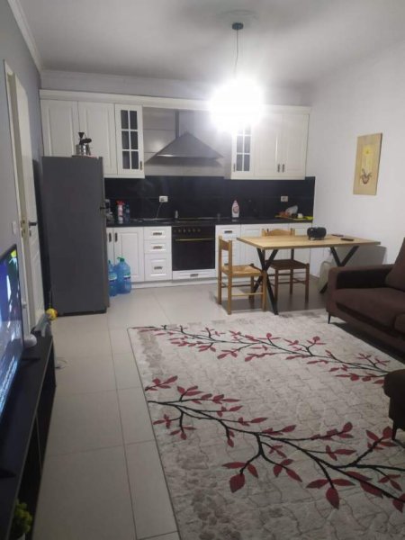 Tirane, jepet me qera apartament 2+1+BLK Kati 4, 70 m² 35.000 Leke (prane Vila L)