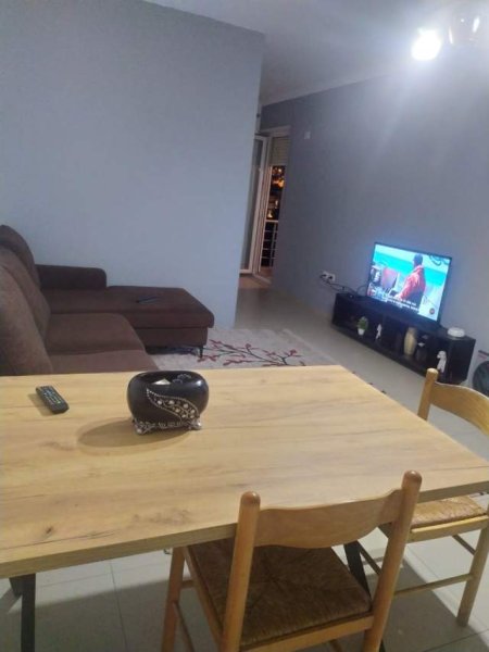 Tirane, jepet me qera apartament 2+1+BLK Kati 4, 70 m² 35.000 Leke (prane Vila L)