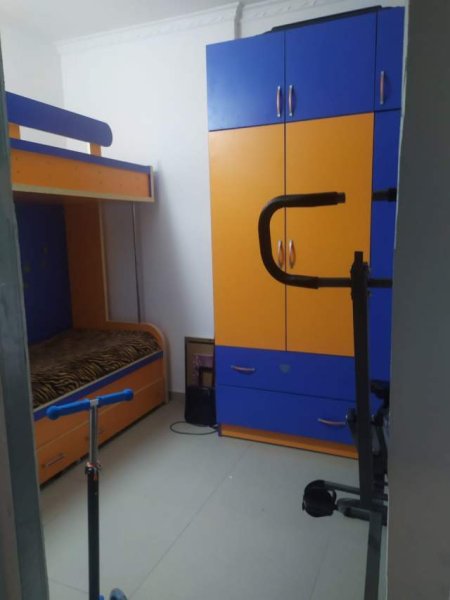 Tirane, jepet me qera apartament 2+1+BLK Kati 4, 70 m² 35.000 Leke (prane Vila L)