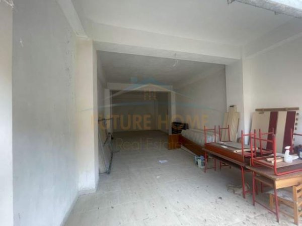 Durres, shitet ambjent biznesi Kati 0, 114 m² 63.000 Euro (l.nr 5)