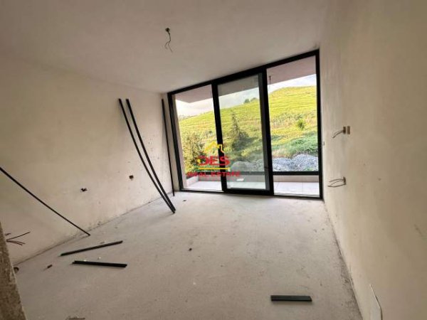 Vlore, shitet apartament 2+1+BLK 136 m² 1.800 Euro/m2 (Radhimë,Vlorë)