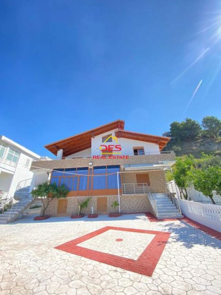 Vlore, shitet shtepi 3 Katshe Kati 3, 500 m² 350.000 Euro (Rruga Demokracia,Vlorë)