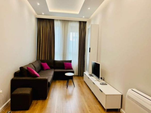 Tirane, shes apartament 1+1 70 m² 115.000 Euro (21 Dhjetori, Kompleksi Kontakt)