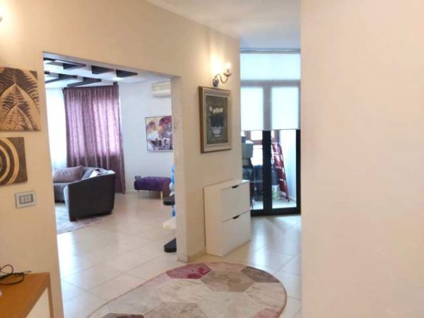 Tirane,   apartament 3+1+BLK Kati 11, 239 m² 900 Euro (Deliorgji - Rr. Kavajes)