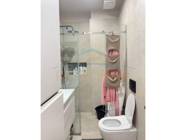 Tirane, shitet apartament 2+1 Kati 8, 117 m² 170.000 Euro (Ish Parku)