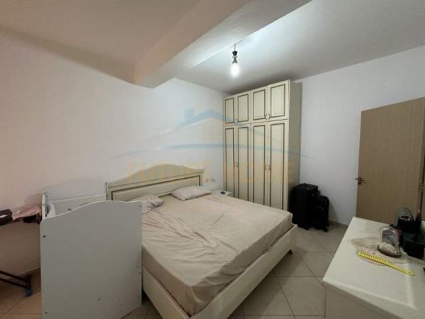 Tirane, shitet apartament 2+1 Kati 4, 94 m² 100.000 Euro (Kompleksi Golden Park)