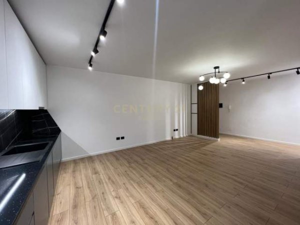 Tirane, shitet apartament 2+1 Kati 5, 103 m² 149.000 Euro (Rrugen Ndre Mjeda)