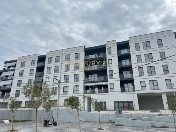 Tirane, shes apartament 2+1+Aneks+Ballkon Kati 2, 111 m² 144.300 € 