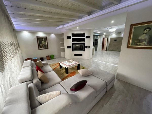 Tirane, shitet apartament 2+1 Kati 1, 105 m² 248.000 € 