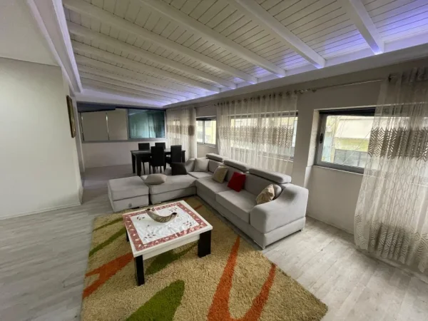 Tirane, shitet apartament 2+1 Kati 1, 105 m² 247.000 €