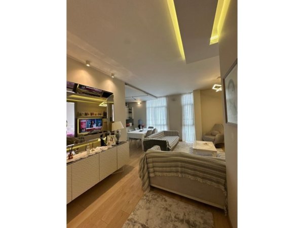 Tirane, shitet apartament 2+1 Kati 3, 111 m² 350.000 € (Komuna e Parisit)