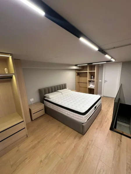 Tirane, shitet apartament duplex 1+1 Kati 1, 74 m² 119.000 € (Kompleksi Golden Park 3)