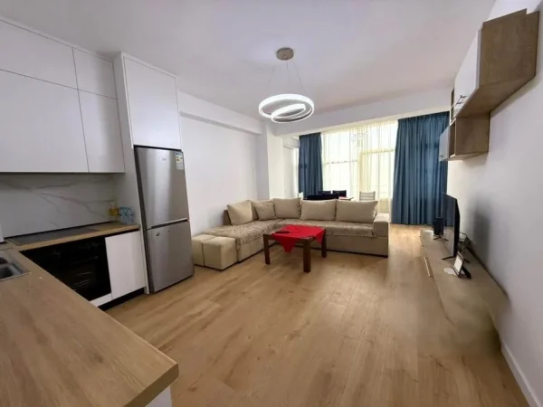 Tirane, shitet apartament 2+1 Kati 4, 116 m² 155.000 € (Astir)