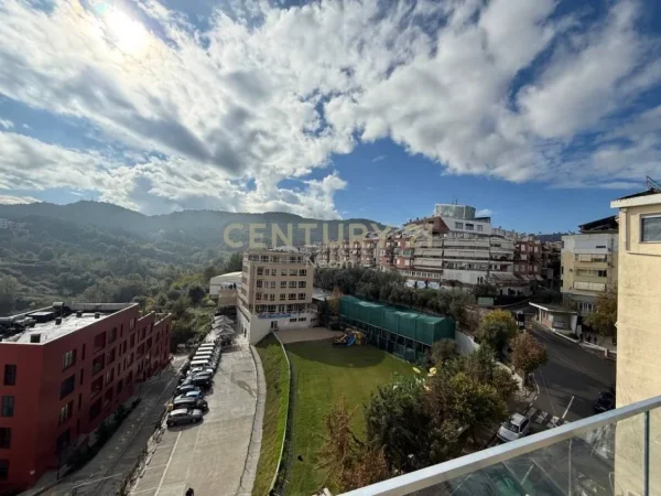 Tirane, shes apartament 2+1+Aneks+Ballkon Kati 6, 103 m² 260.000 € 