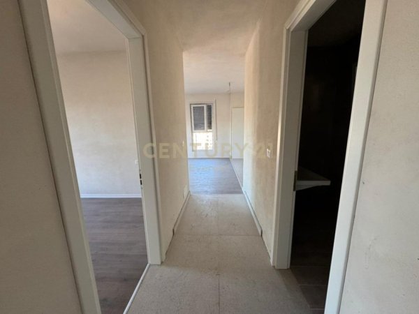 Tirane, shes apartament 2+1+Aneks+Ballkon Kati 7, 105 m² 197.000 € 