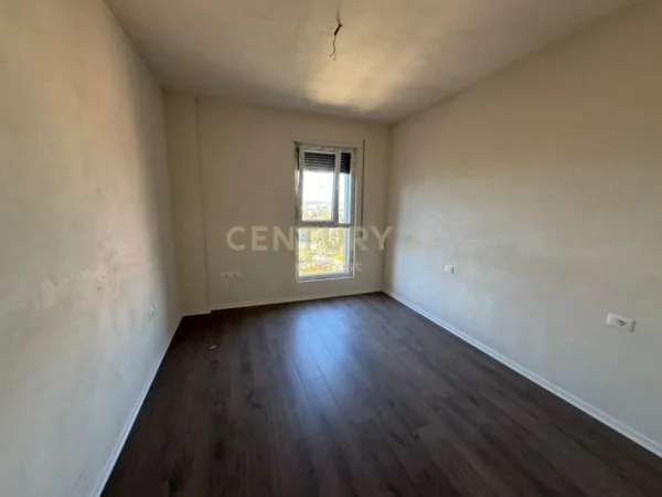 Tirane, shes apartament 2+1+Aneks+Ballkon Kati 7, 105 m² 197.000 € 