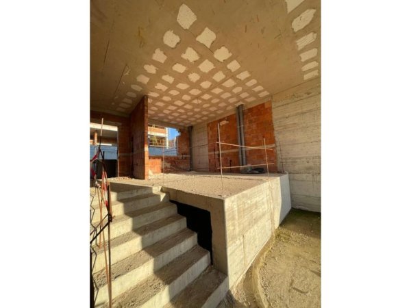 Tirane, shes Vile 3 Katshe Kati 3, 360 m² 540.000 € (FLOWERHILL RESIDENCE)