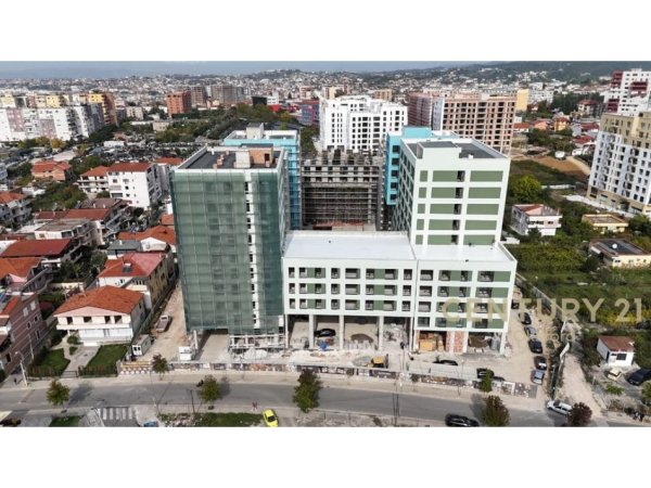 Tirane, shes apartament 3+1+Aneks+Ballkon Kati 6, 157 m² 196.000 € (KOMPLEKSI SPLENDOR)