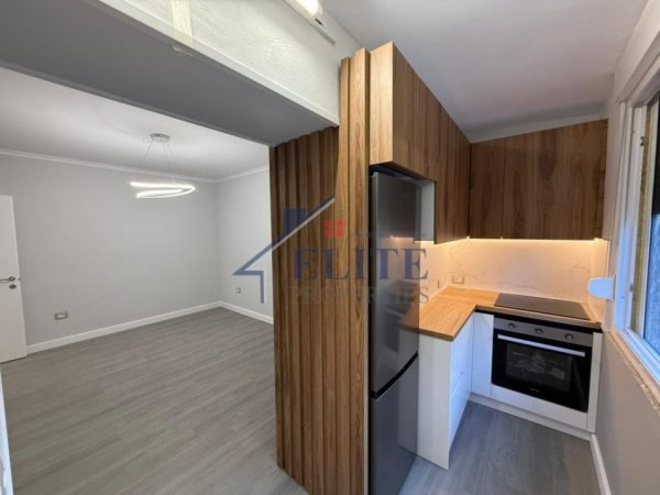 Tirane, jepet me qera apartament 1+1 Kati 0, 59 m² 500 € (Shkolla e Kuqe)