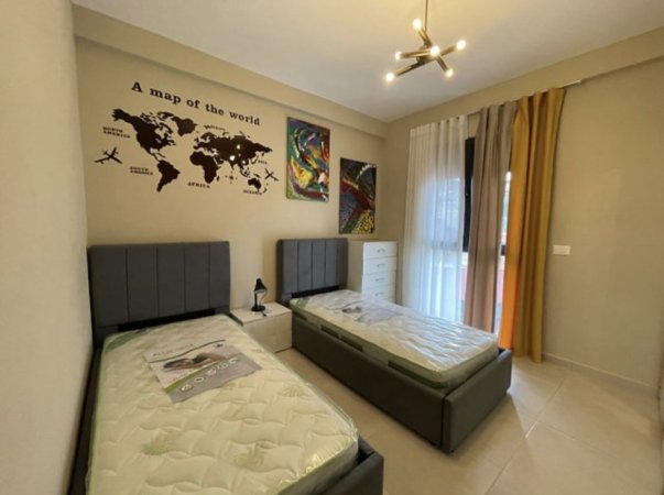 Tirane, jepet me qera apartament 2+1 Kati 6, 154 m² 1.000 € (Kodra e Diellit.)