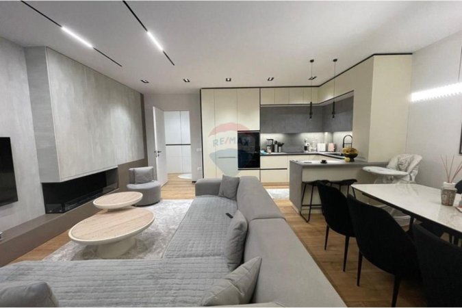 Tirane, shitet apartament 2+1 Kati 2, 121 m² 369.000 €