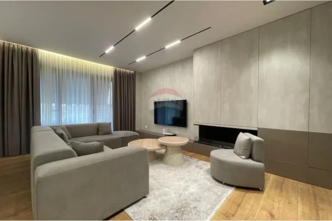 Tirane, shitet apartament 2+1 Kati 2, 121 m² 369.000 €