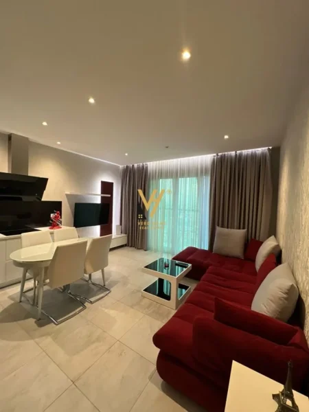 Tirane, jepet me qera apartament 2+1+Ballkon Kati 19, 95 m² 1.700 € (AIR ALBANIA)