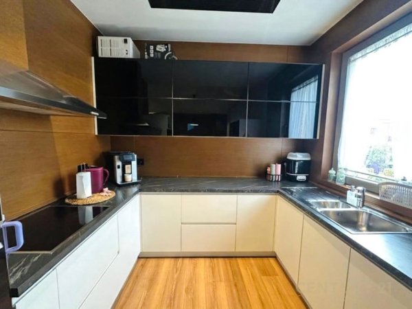 Tirane, shes apartament 2+1+Aneks+Ballkon Kati 2, 127 m² 410.000 € 