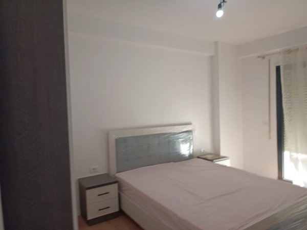 Shqiperi, jap me qera apartament 1+1 Kati 3, 1 m²