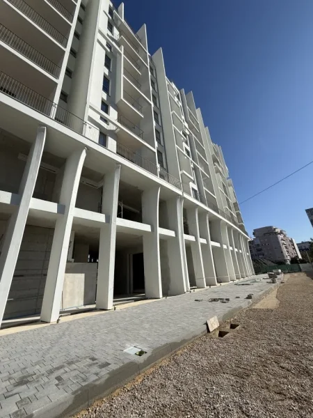 Tirane, shes apartament 2+1+Aneks+Ballkon Kati 5, 123 m² ( Bulevardi i Ri – Park Avenue)