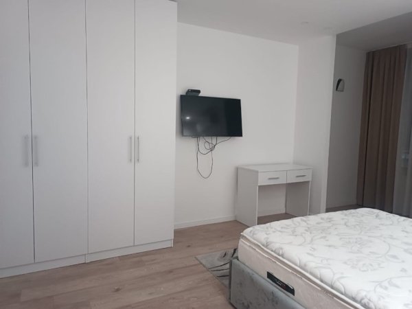 Tirane, jepet me qera apartament 2+1 Kati 3, 650 € 